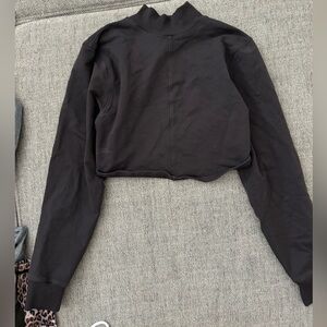 Lululemon Cropped Pullover
